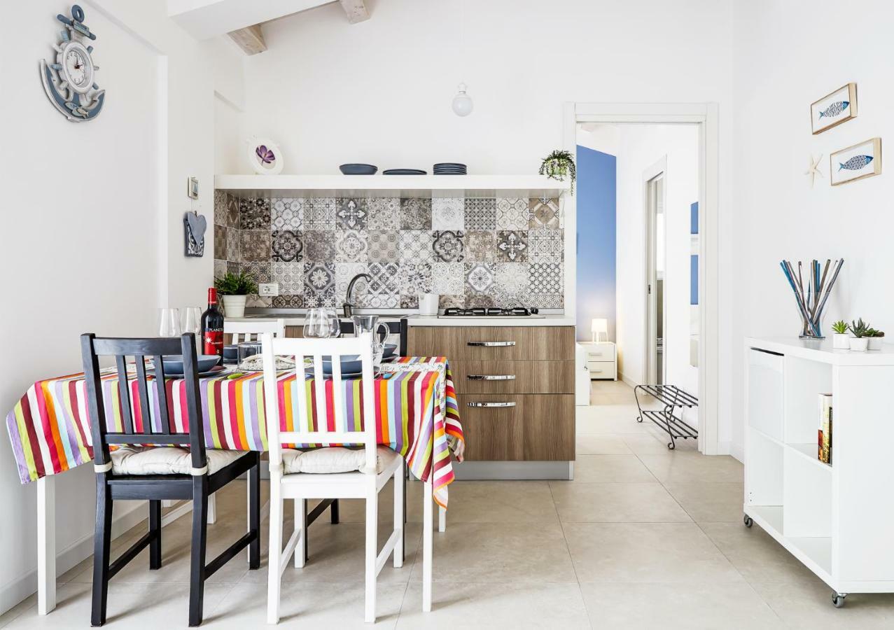 Casa Vacanze "Oceano Mare" 포쟐로 외부 사진